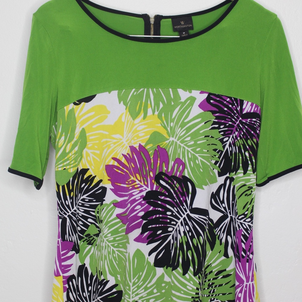 NWOT Worthington Green Palm Blouse